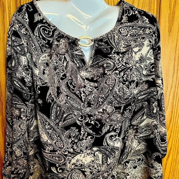 Nwot Cato EST. 1946 women’s XL black and white blouse - Picture 1 of 7